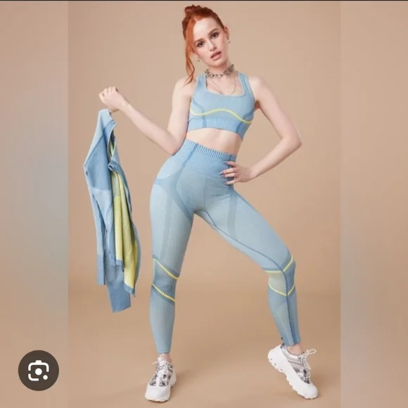 NWOT Fabletics Madeline Petsch Collection High Waisted Mesh Knees Size XS - Picture 2 of 16